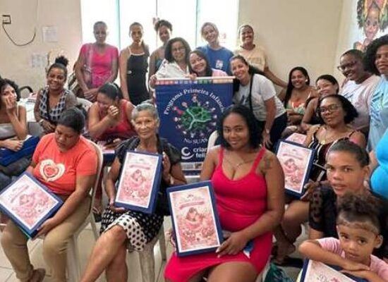 Prefeitura de Ilhéus promove oficina de chocolate para famílias no Cras Norte