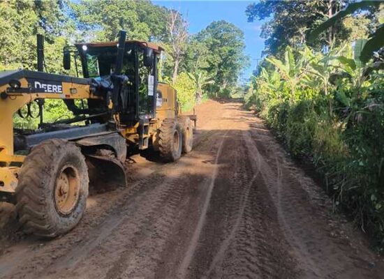 Prefeitura de Ilhéus inicia recuperação da estrada do Rio do Braço