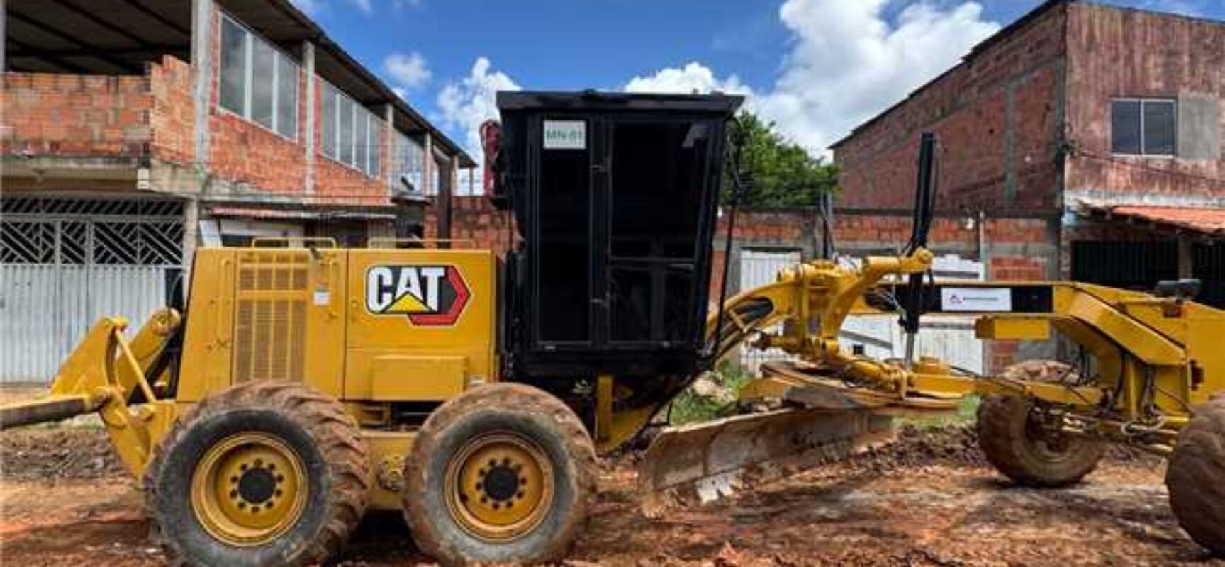 Prefeitura de Ilhéus inicia pavimentação na Avenida Governador Paulo Souto