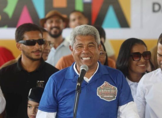 Em Cravolândia, obras de infraestrutura, saúde e educação são autorizadas pelo Estado