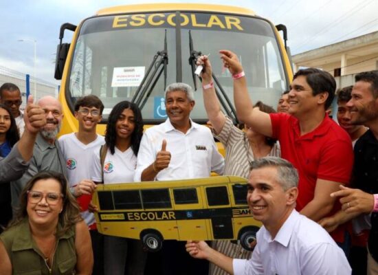 Modernização e laboratórios marcam nova fase da educação em Mortugaba com entrega de escola
