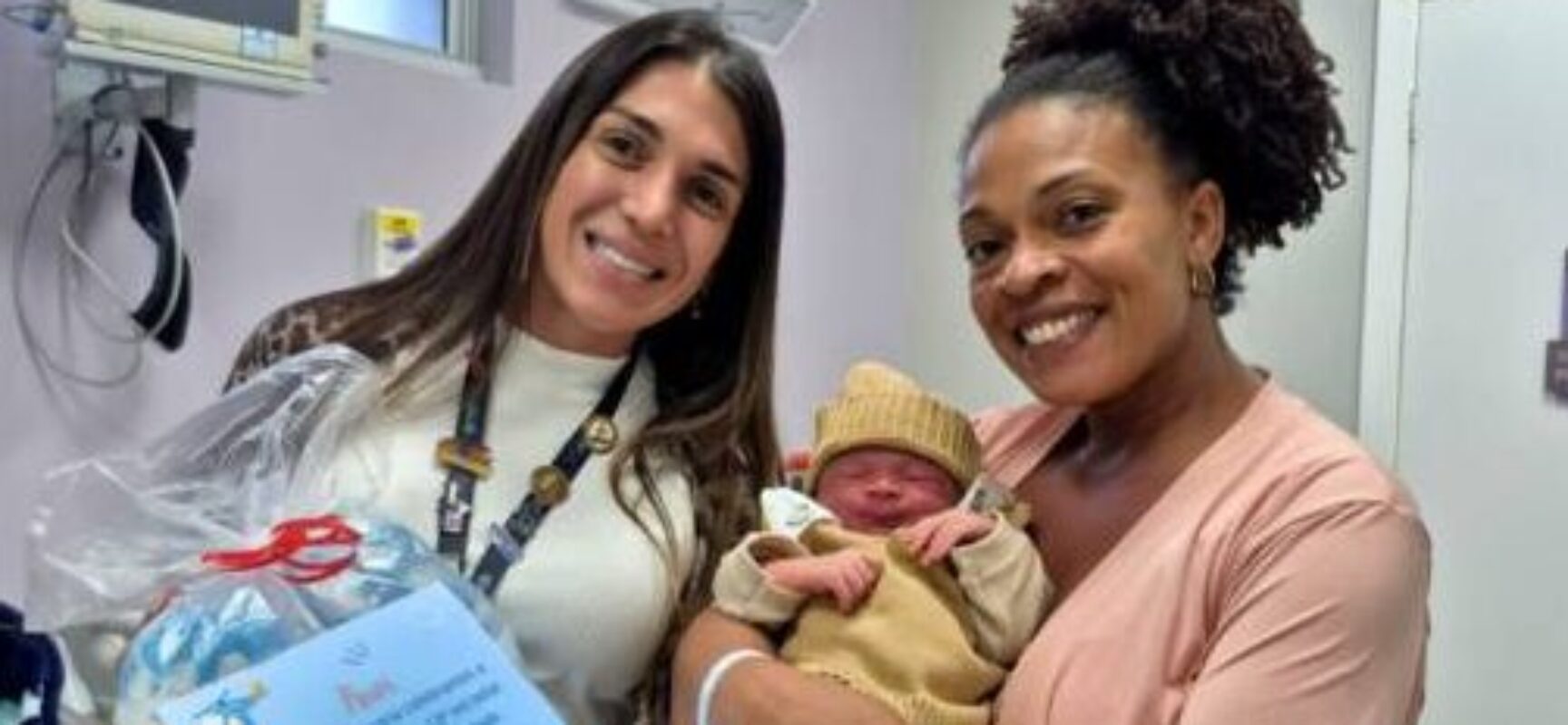 CÂMARA DE ILHÉUS PROTOCOLA MOÇÃO DE APLAUSOS A DIRETORA DO HMIJS, RENATA LORDELO.