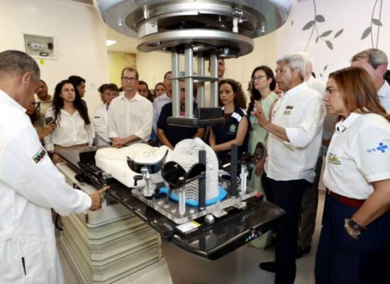 Governo da Bahia entrega serviço de radioterapia e consolida Hospital Estadual Costa das Baleias como referência oncológica no Extremo Sul