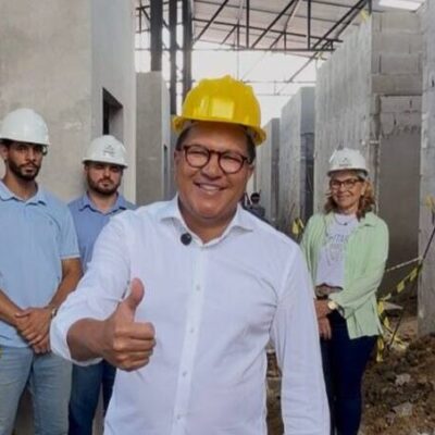 Prefeito Augusto Castro e titular da SIURB fiscalizam avanços nas obras da Nova Feira da Califórnia