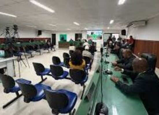 CÂMARA DE ILHÉUS: Aviso de adiamento de audiência pública