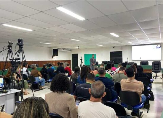 Ilhéus realiza capacitação sobre contratações diretas e transparência pública