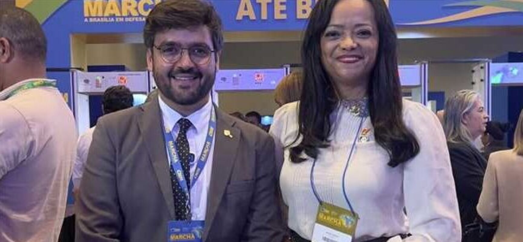Prefeito Valderico Junior participa de Marcha dos Prefeitos em Brasília