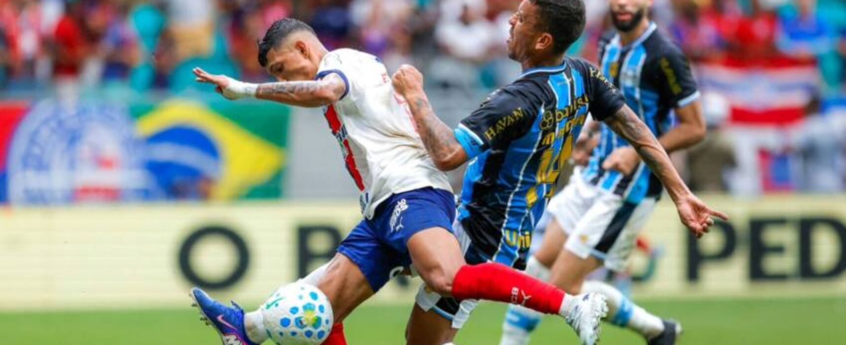 Bahia empata com o Grêmio na Fonte Nova e amplia jejum de triunfos