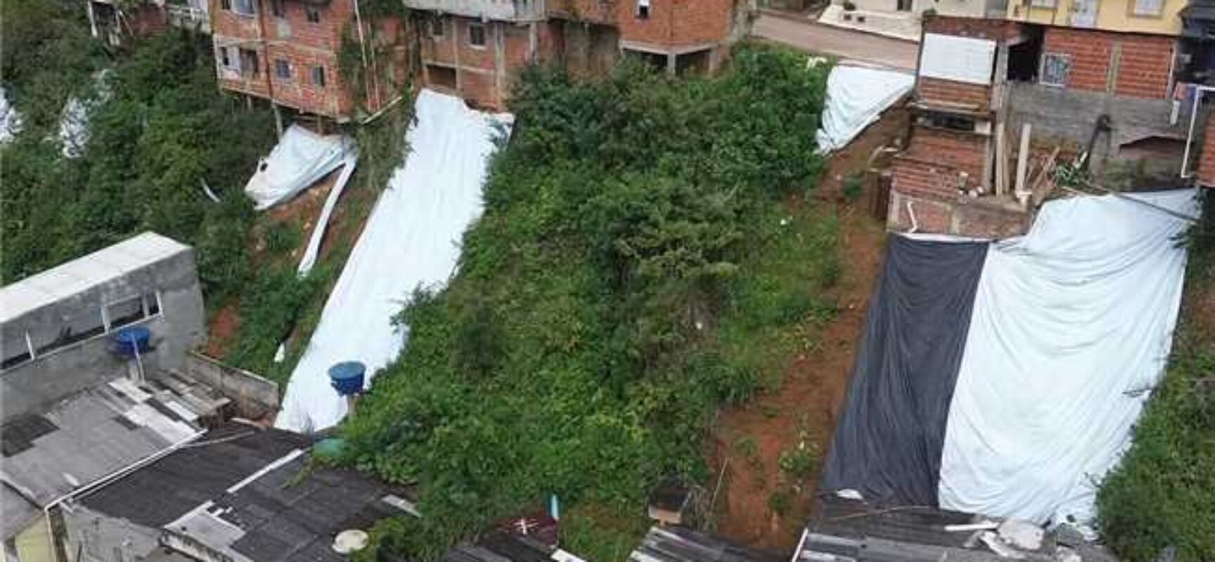 Ilhéus conquista aprovação para obras em 14 encostas do município