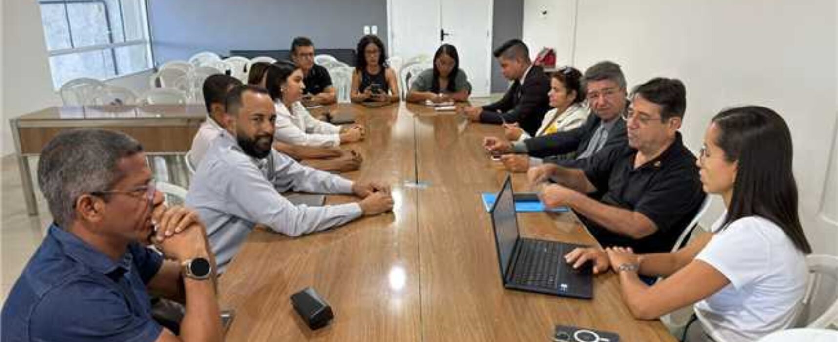 Prefeitura de Ilhéus articula implantação do Programa Reurb no município