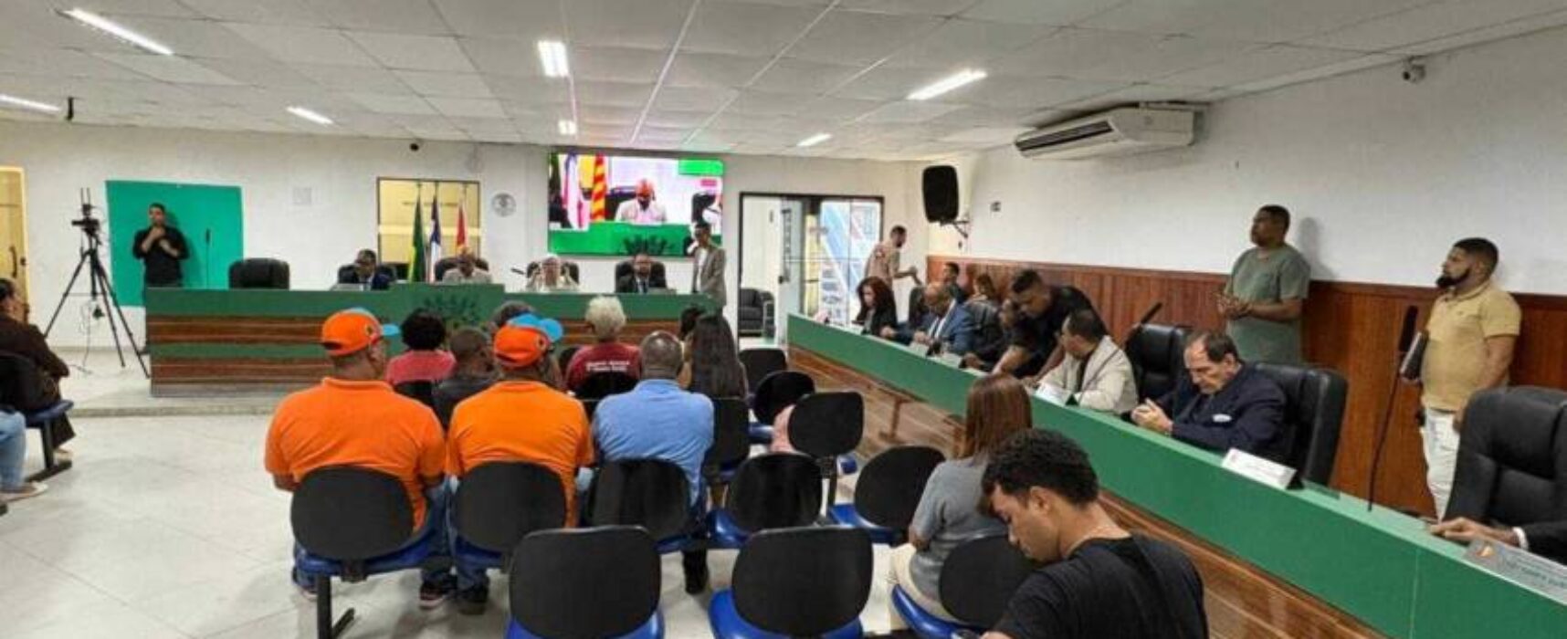 Câmara de Ilhéus aprova projeto de lei que garante reajuste aos servidores públicos municipais
