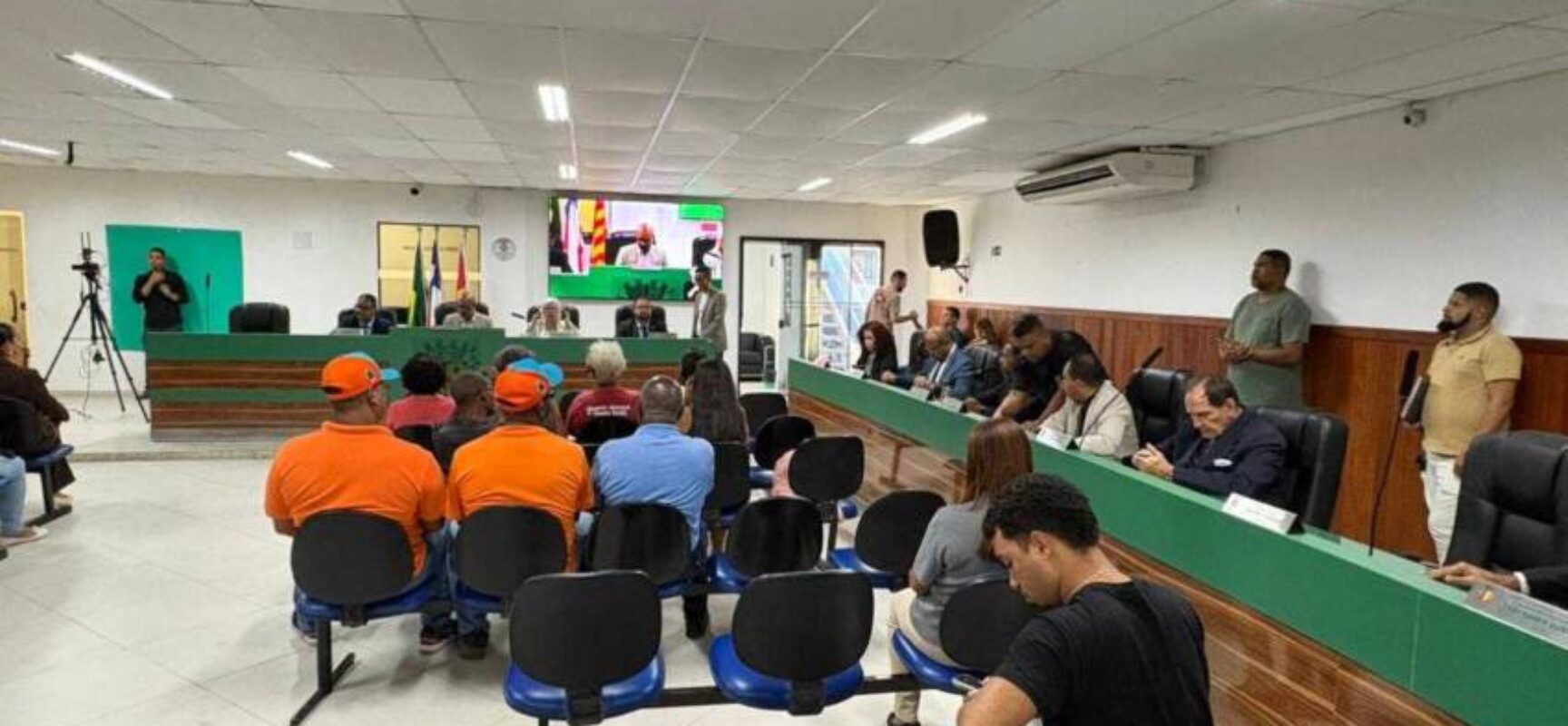Câmara de Ilhéus aprova projeto de lei que garante reajuste aos servidores públicos municipais