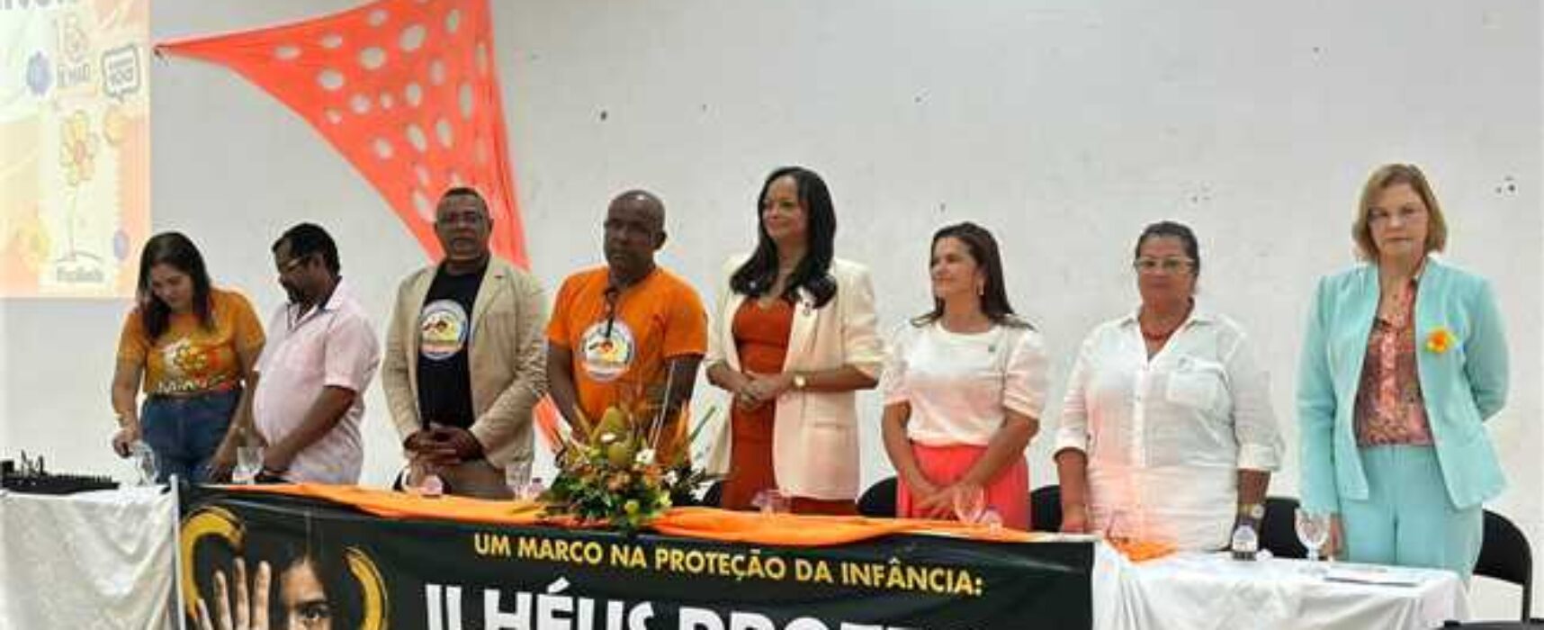 Ilhéus encerra campanha Maio Laranja com seminário sobre proteção de crianças e adolescentes