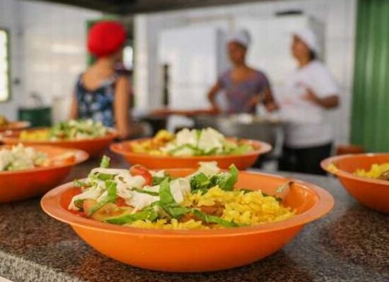 Prefeitura de Ilhéus implanta novo modelo de gestão da merenda escolar na rede municipal