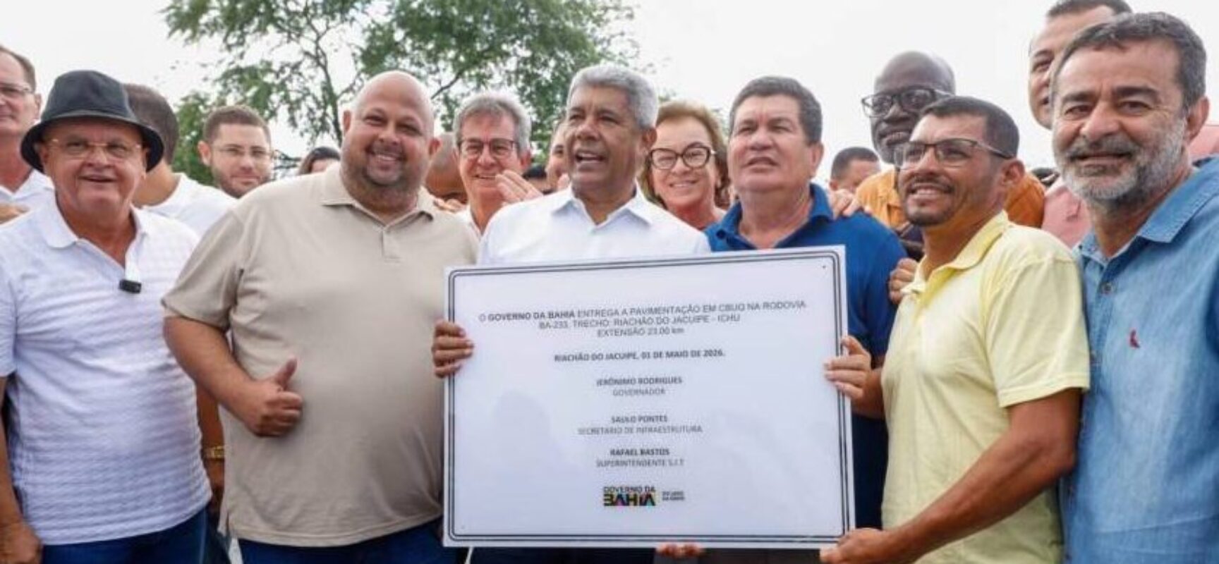 Entregas para infraestrutura, saúde e área rural marcam a celebração do Dia do Trabalhador em Riachão do Jacuípe