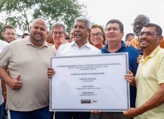 Entregas para infraestrutura, saúde e área rural marcam a celebração do Dia do Trabalhador em Riachão do Jacuípe