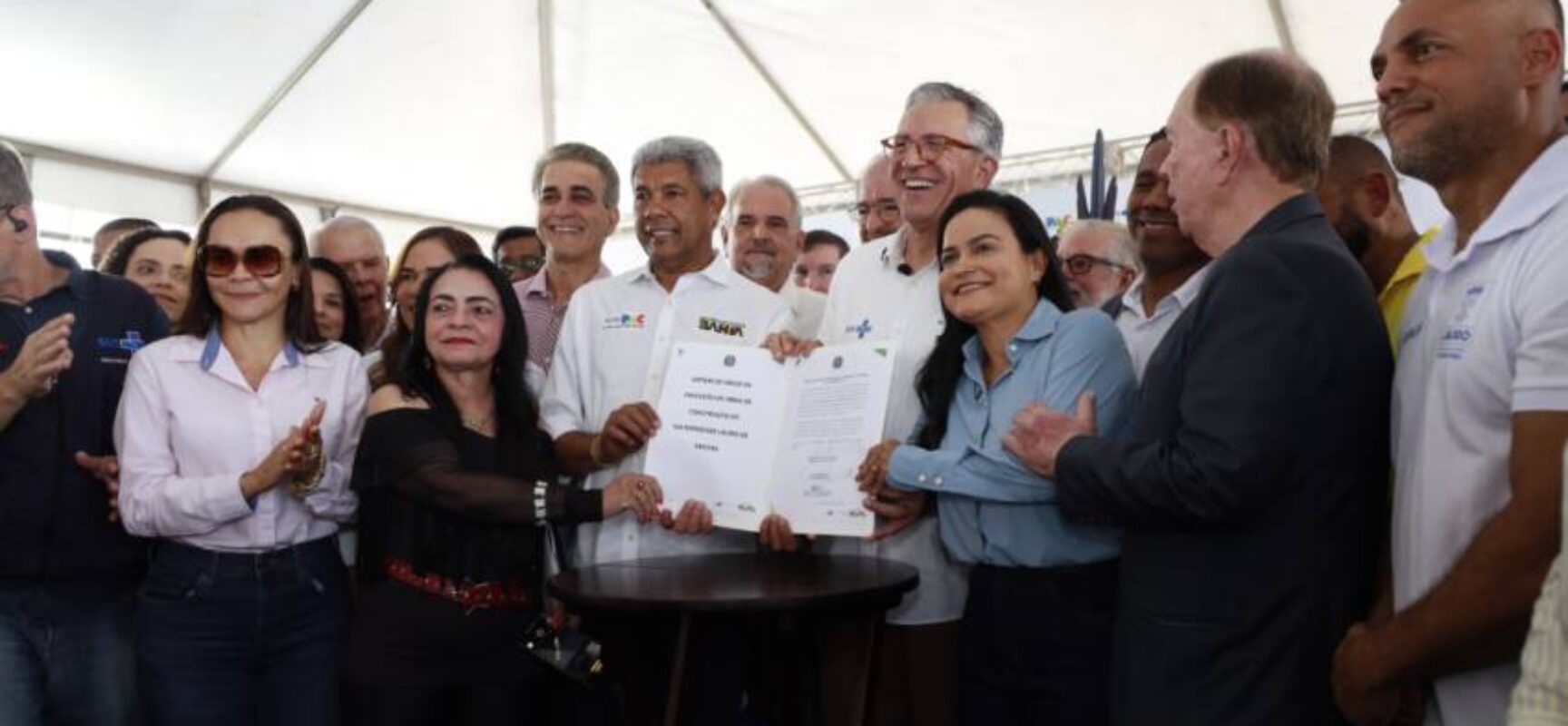 Governo Federal e Estado assinam ordem de serviço para maternidade com 117 leitos em Lauro de Freitas