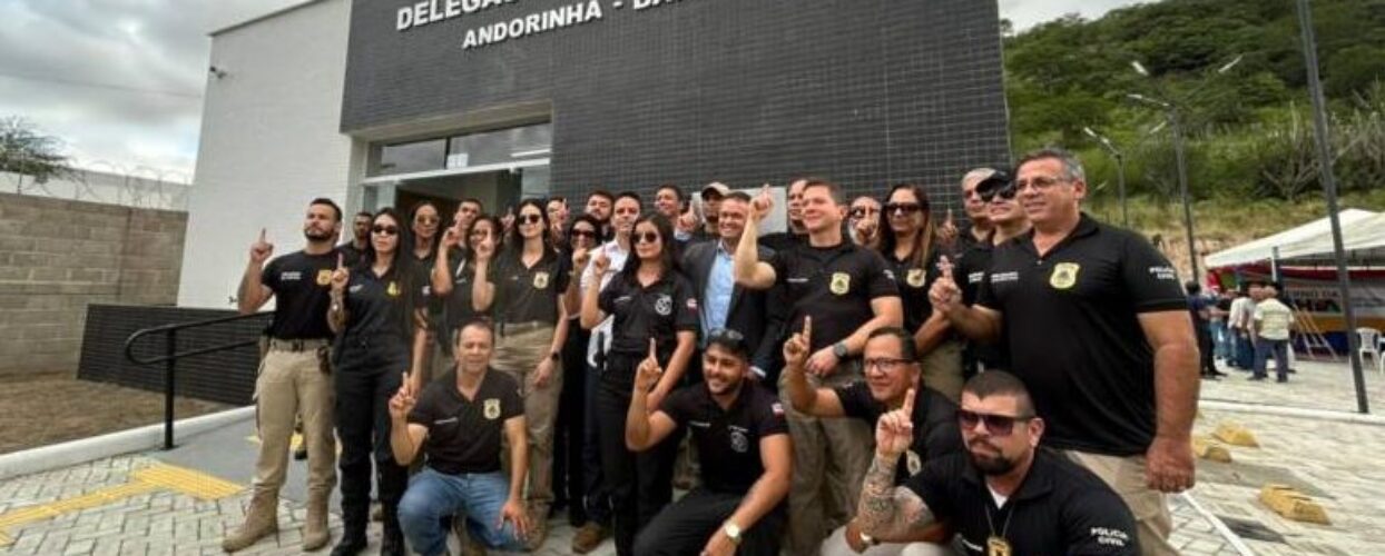 Governo da Bahia entrega obras de segurança, pavimentação e abastecimento de água em Andorinha