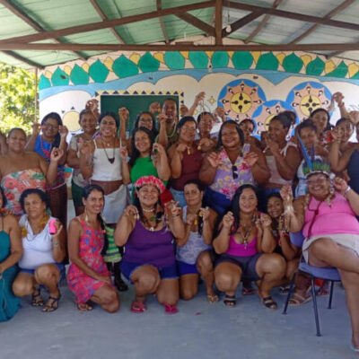 ALDEIA IGALHA: MULHERES TUPINAMBÁS INICIAM OFICINA DE ARTESANATO E FORTALECEM CULTURA TRADICIONAL EM OLIVENÇA