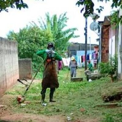Prefeitura realiza roçagem e capinagem no Alto da Legião