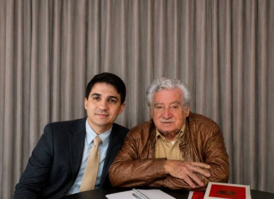 Câmara de Ilhéus concede Título de Cidadão Ilheense a Jorge Amado Neto