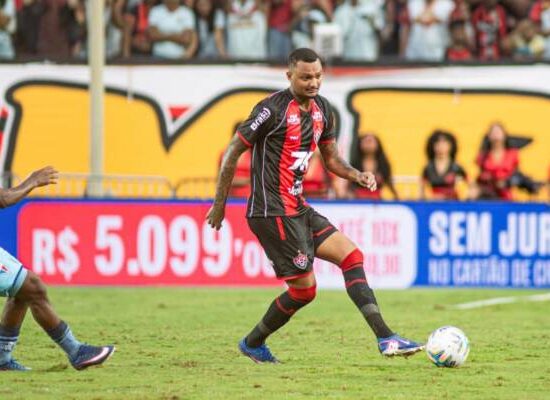 Com dupla “Lei do Ex”, Vitória volta a vencer o Fortaleza e é penta do Nordestão