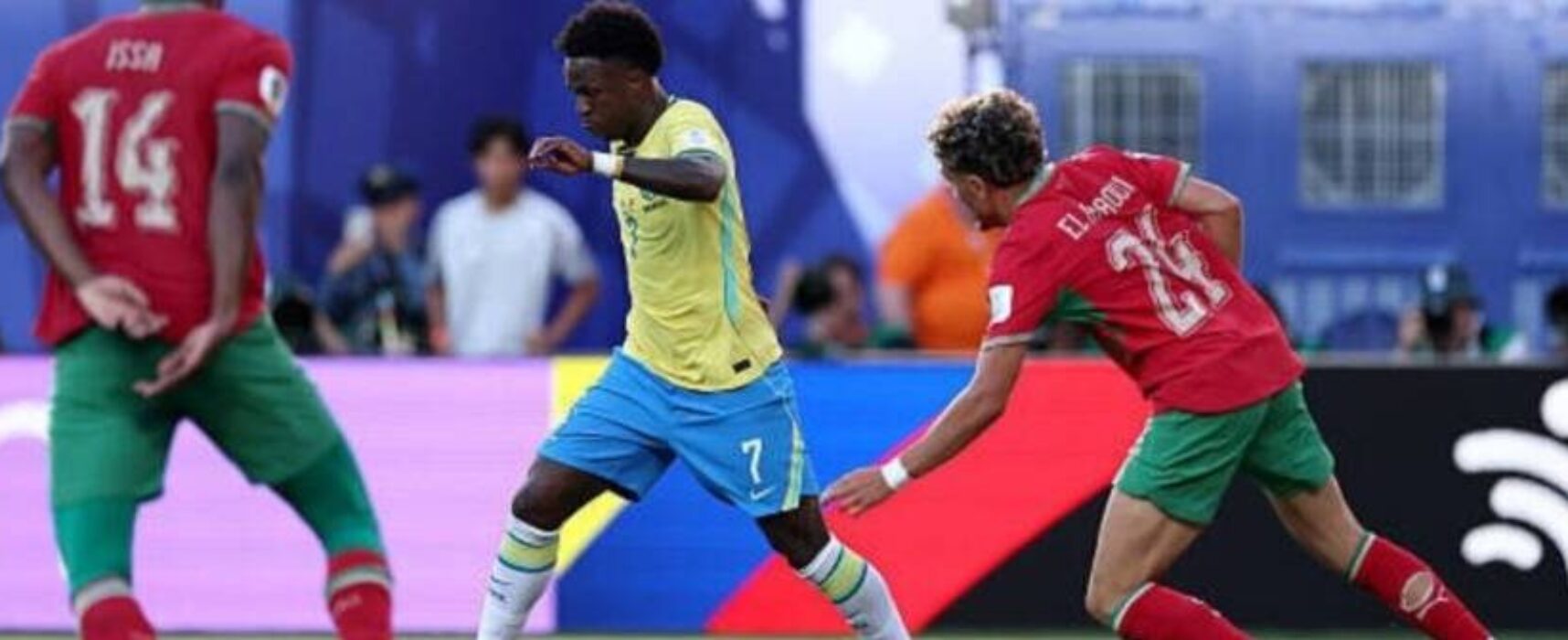 Brasil empata com o Marrocos na estreia com um golaço de Vinicius Junior