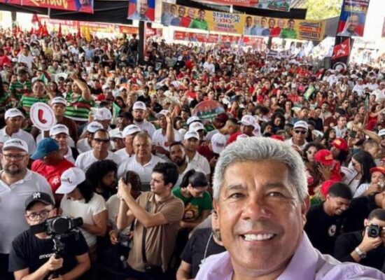 Jerônimo fortalece governança participativa com prefeitos e população no Sertão do São Francisco