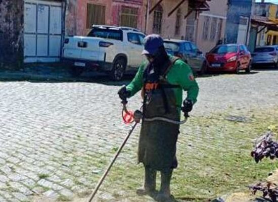Prefeitura intensifica serviços de manutenção urbana em diferentes regiões de Ilhéus