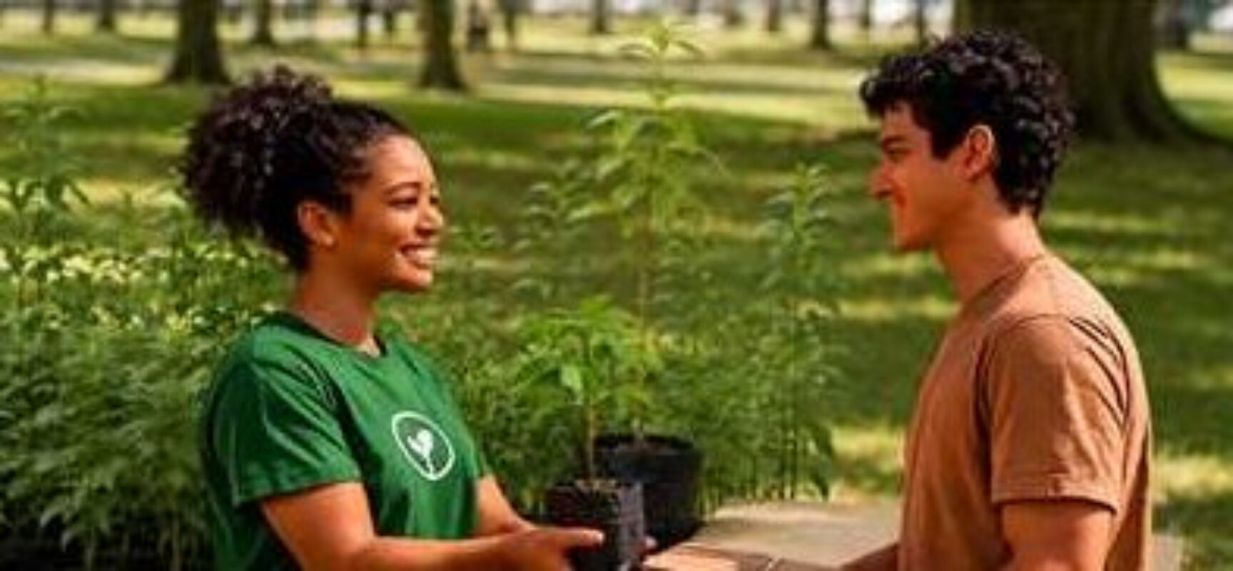 Troca Sustentável incentiva reciclagem e distribuição de mudas em Ilhéus