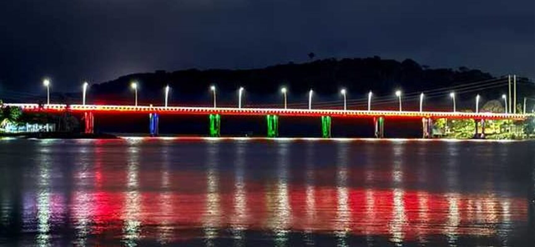 Ponte Lomanto Júnior recebe iluminação moderna e ganha destaque na paisagem de Ilhéus