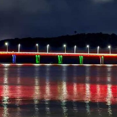 Ponte Lomanto Júnior recebe iluminação moderna e ganha destaque na paisagem de Ilhéus