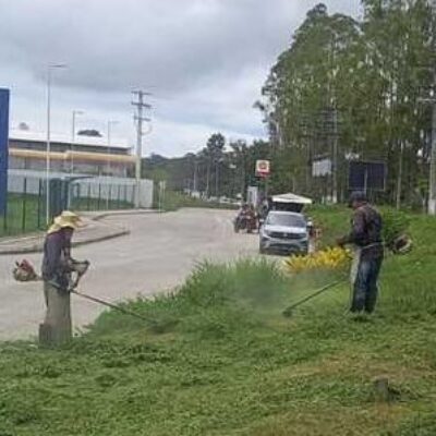 Prefeitura realiza serviços de manutenção urbana em diferentes pontos de Ilhéus
