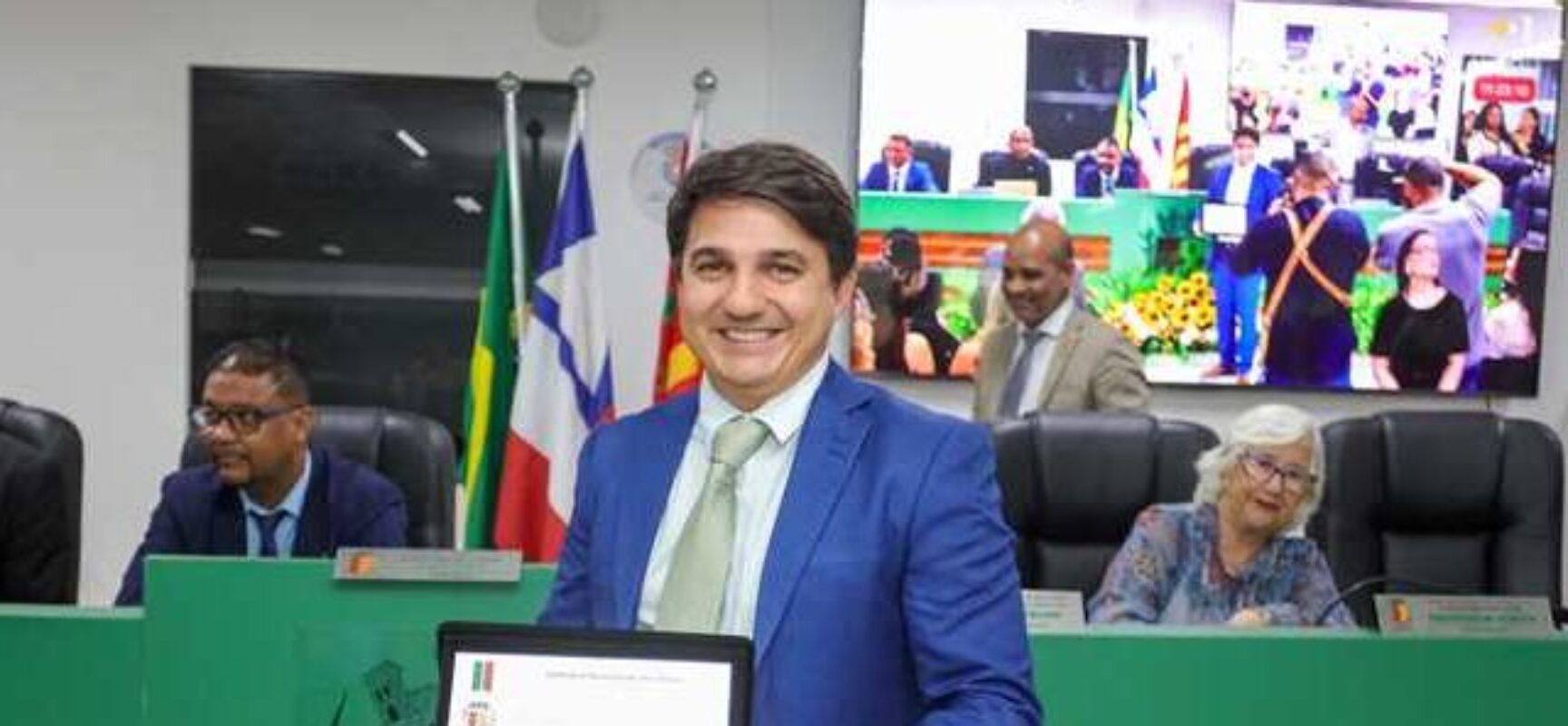 Jorge Amado Neto recebe título de cidadão ilheense no aniversário de 492 anos de Ilhéus