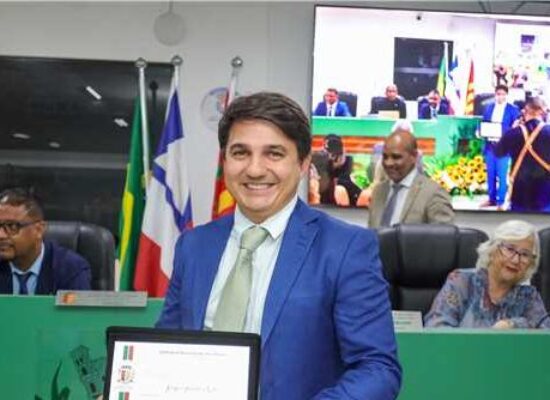 Jorge Amado Neto recebe título de cidadão ilheense no aniversário de 492 anos de Ilhéus