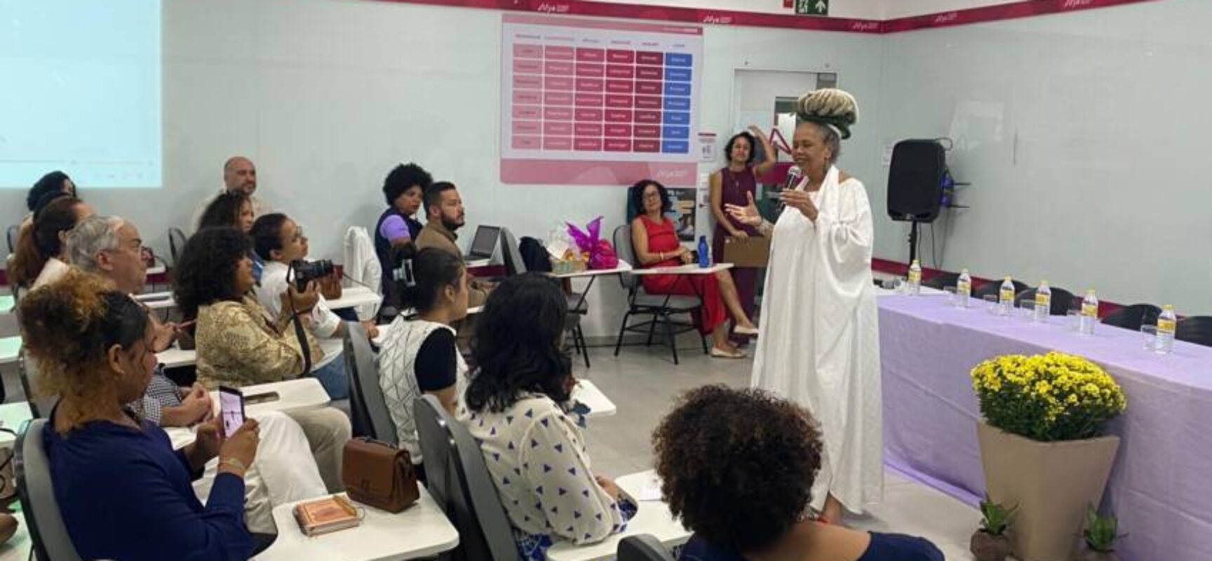 SPM acompanha aula inaugural do Programa Asas para o Futuro e fortalece articulação com movimentos de mulheres em Itabuna