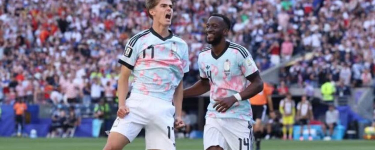 BÉLGICA 4 X 1 DONALD JOHN TRUMP