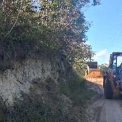 Prefeitura recupera pontos críticos na região de Sapucaeira, distrito de Olivença
