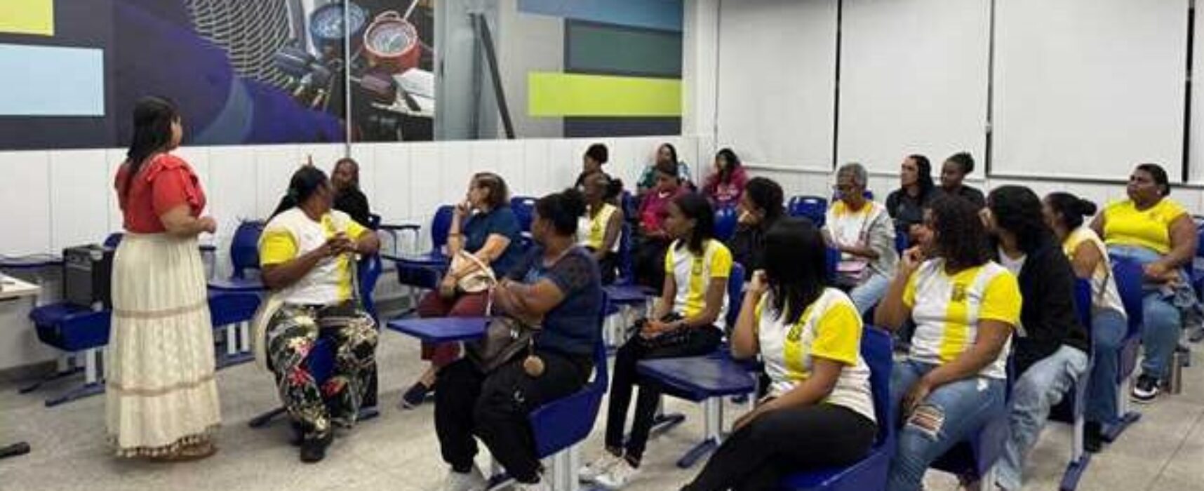 Qualificação profissional amplia oportunidades para estudantes da EJA em Ilhéus