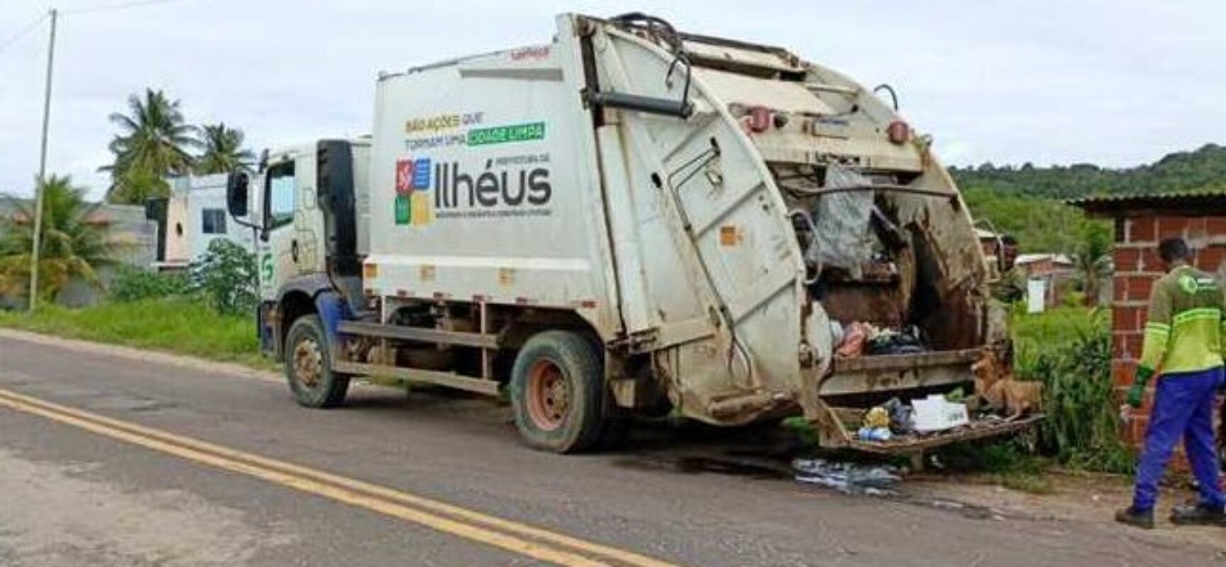 Prefeitura intensifica recolhimento de resíduos em diversos bairros de Ilhéus