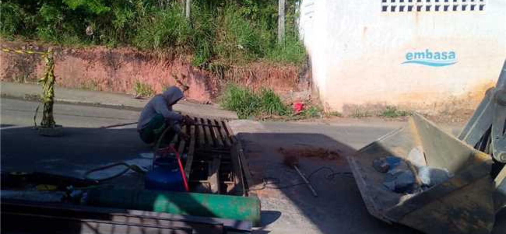 Prefeitura de Ilhéus recupera acesso ao Residencial Vilela e restabelece circulação de veículos
