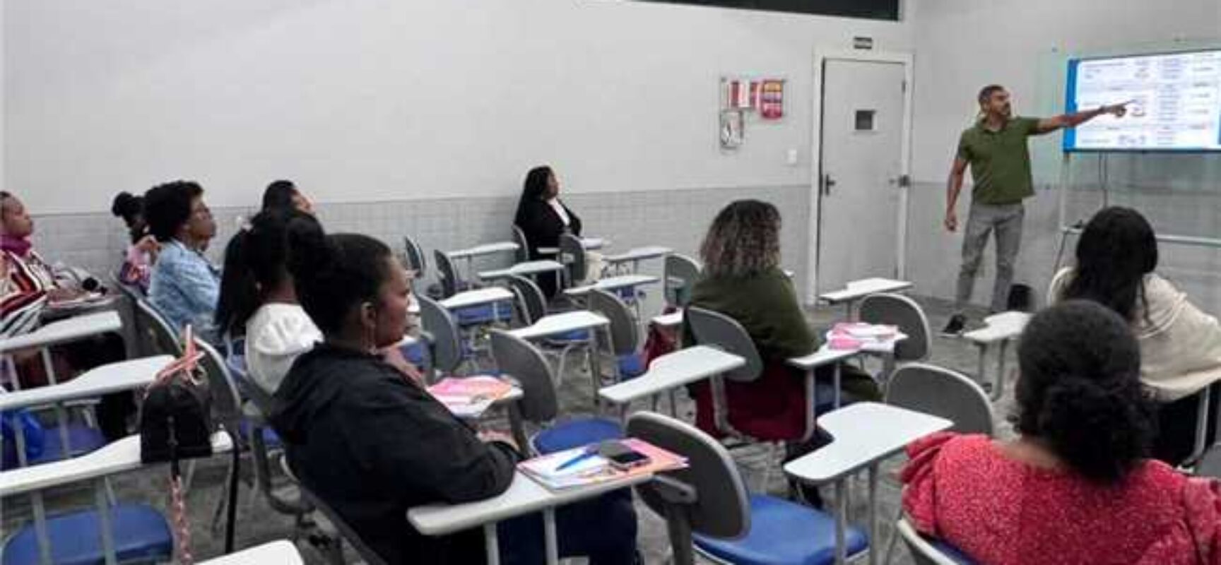 Prefeitura promove capacitação profissional para mulheres