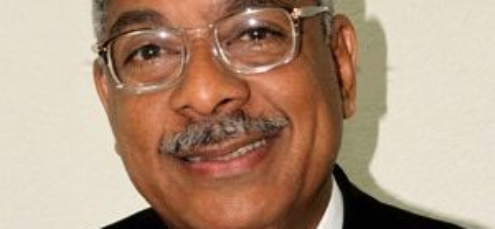 *Bebeto Galvão lamenta falecimento do professor Josevandro Nascimento e destaca legado para a educação e cultura de Ilhéus*