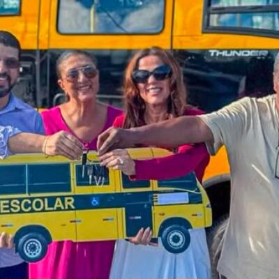 A educação de Itabela acaba de receber um ônibus escolar, fruto de emenda parlamentar da deputada estadual Soane Galvão.
