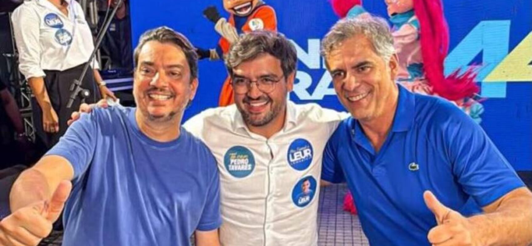 Leur Lomanto Jr. e Pedro Tavares reúnem milhares de pessoas em Ilhéus e reforçam o recado de mudança para a Bahia