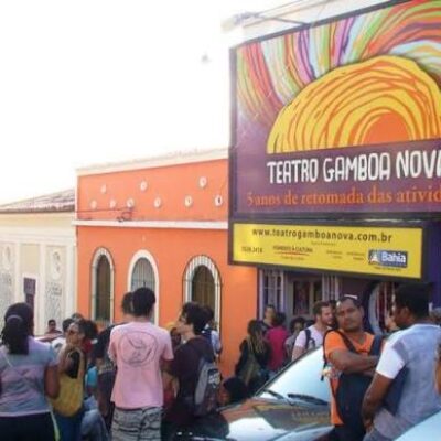 Após estreia de sucesso, Léo Rocha leva o espetáculo “Um Tanto de Tudo Que Vejo” ao Teatro Gamboa