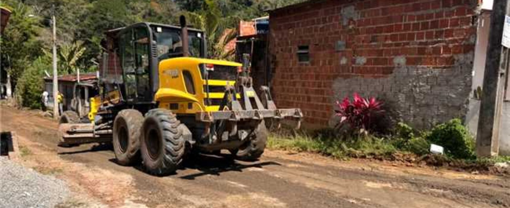 Seinfra mantém frentes de obras em diferentes pontos de Ilhéus