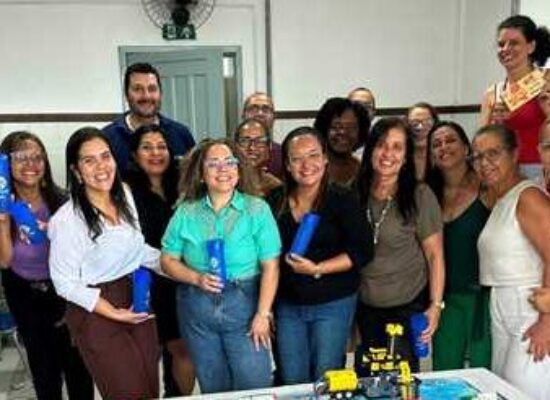 Educadores da rede municipal recebem certificação em Robótica Educacional
