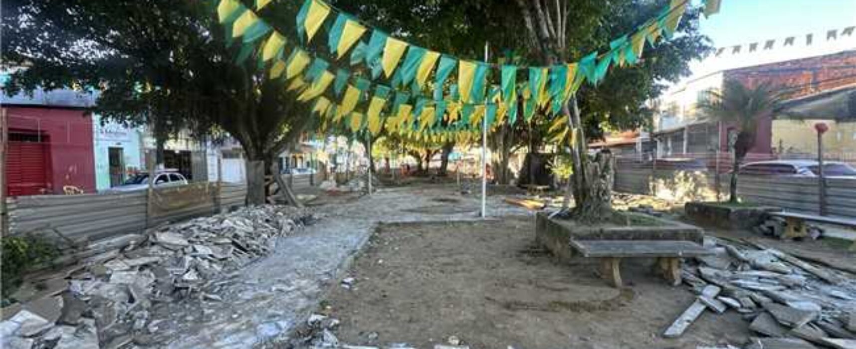 Requalificação da Praça Santa Rita avança com início das intervenções