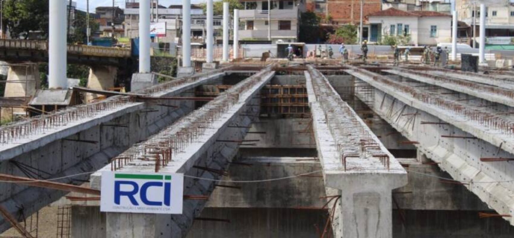 Ponte que ligará o centro de Itabuna à nova BA-649 tem 71% de sua estrutura de concreto concluída